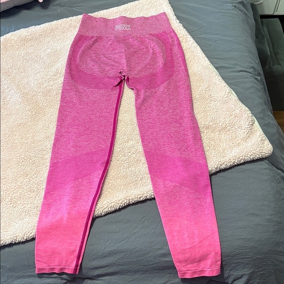 PINK Victoria's Secret Pants - PINK Victoria's Secret Pink Ombre Leggings